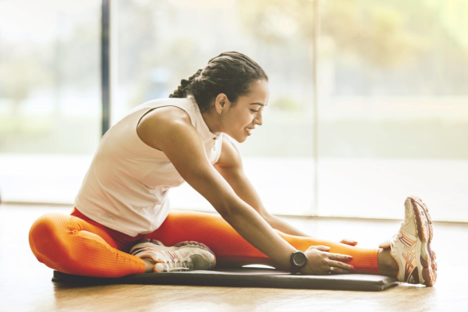 Spazio meditativo con luce naturale